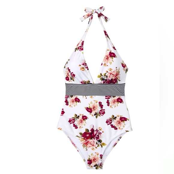 CUPSHE Women's Tie Waist Floral Print One Piece Swimsuit Halter Swimwear Size L - Picture 2 of 6